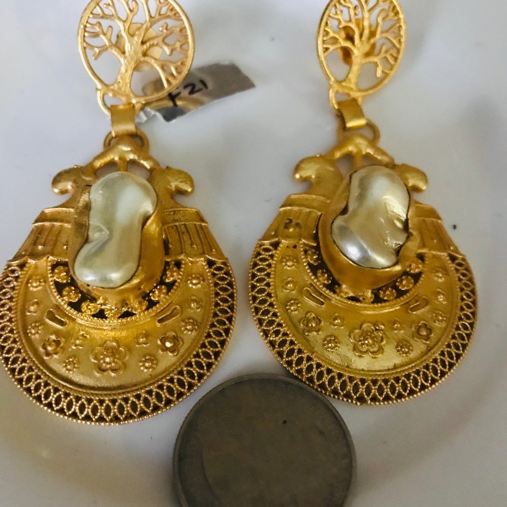 Pearl earrings - Picture 2 of 7